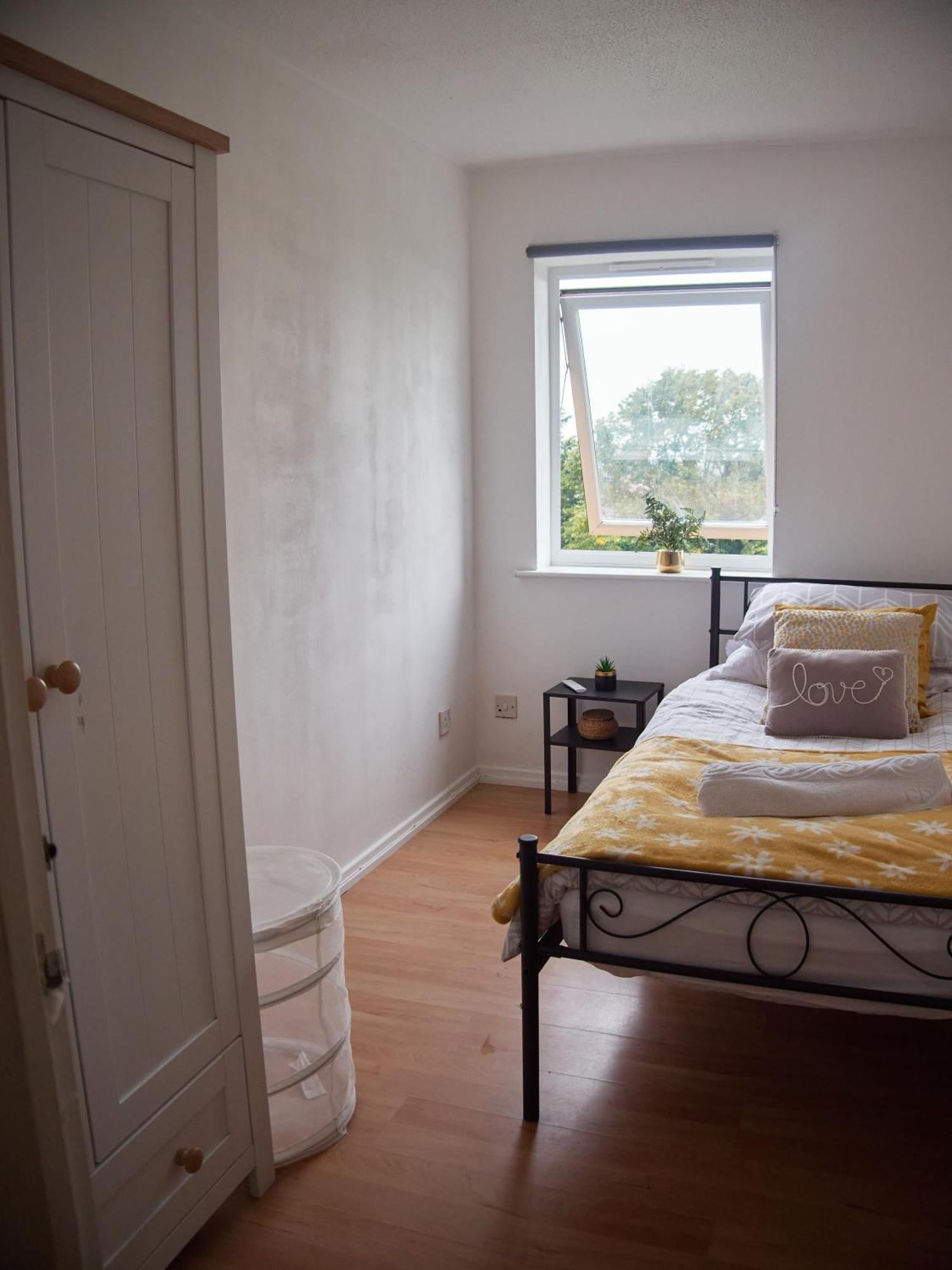 Vry Woolwich - Cosy Property With Stunning Views Of London 플럼스테드 외부 사진