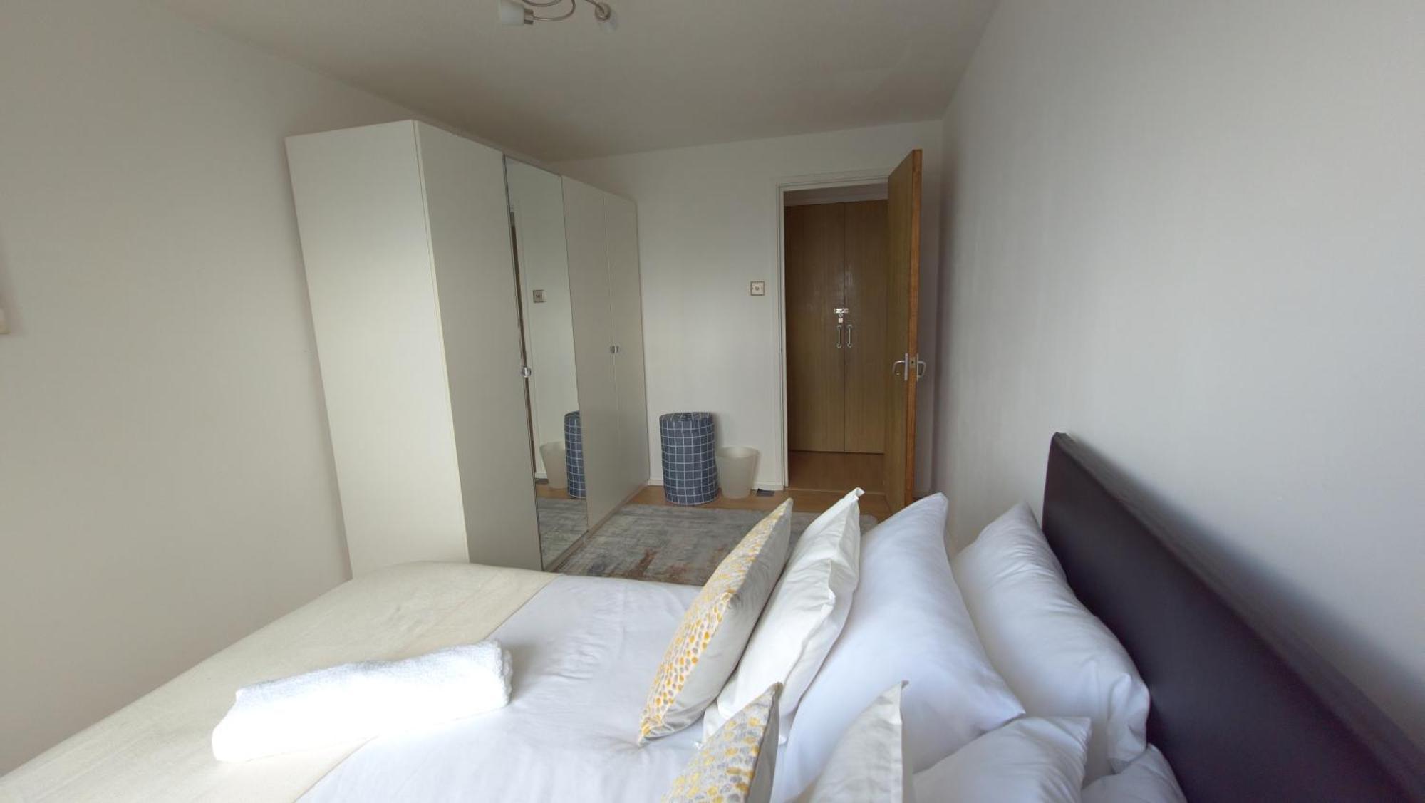Vry Woolwich - Cosy Property With Stunning Views Of London 플럼스테드 외부 사진
